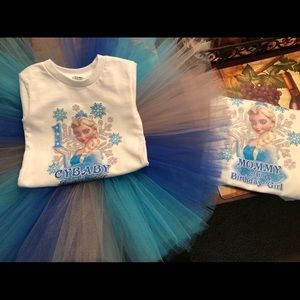 Feozen “mommy & me” set